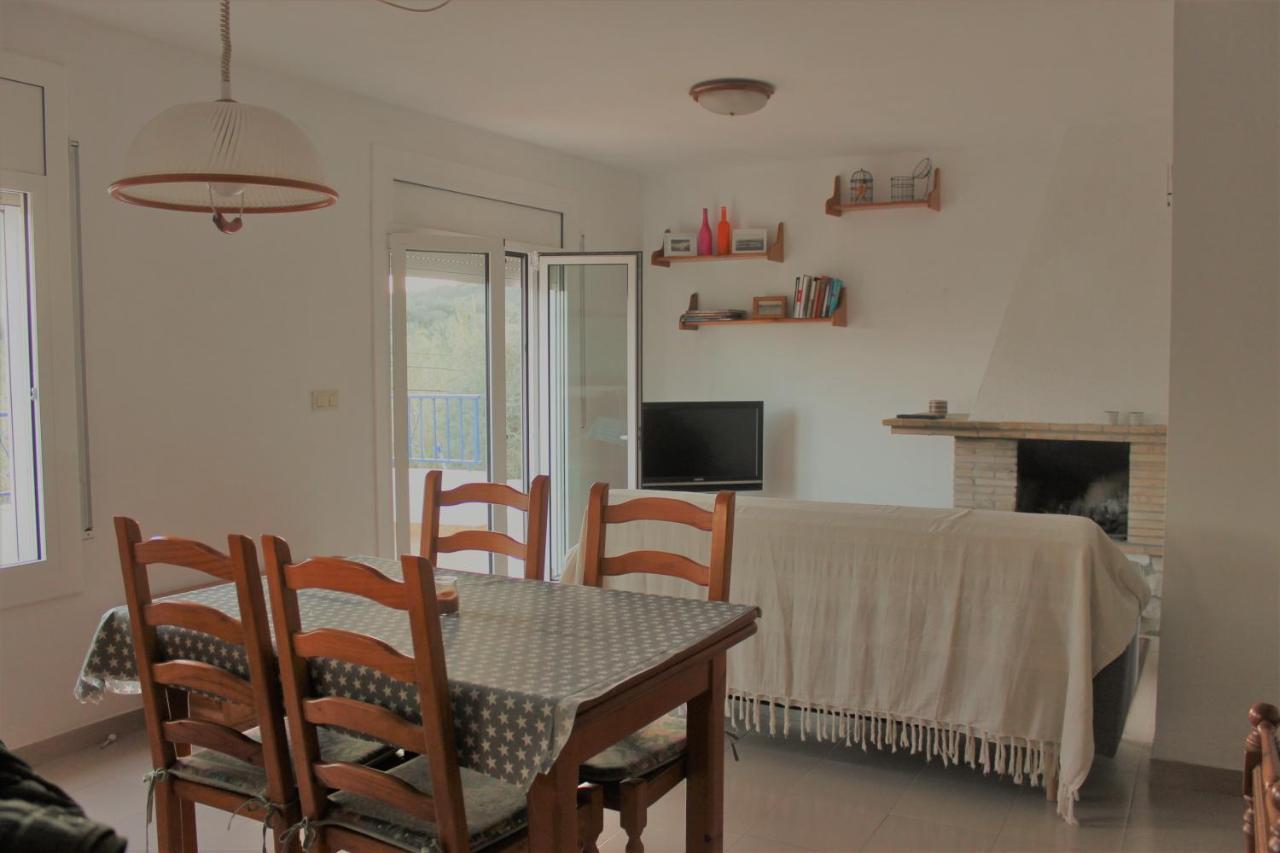Apartament Amb Terrassa I Parking Llanca Luaran gambar